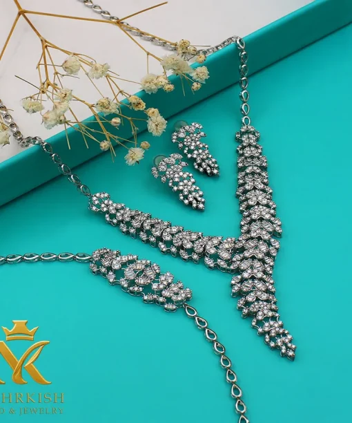 سرویس طلا زنانه اونیکس 18 عیار کد 7566