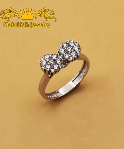 انگشتر اونیکس زنانه 18 عیار سفید کد B-680