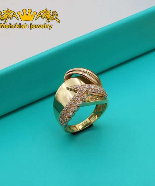 انگشتر مرلین زنانه ۱۸ عیار با نگین اتمی کد ۷۲۰۰