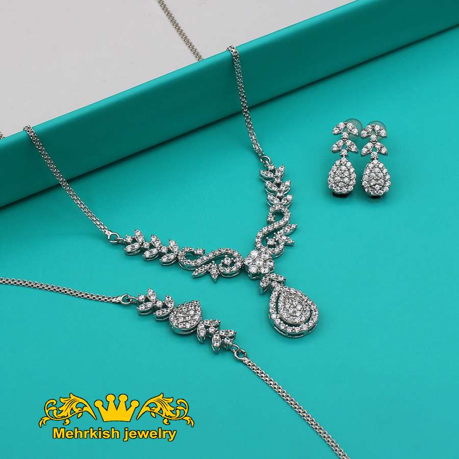 سرویس اونیکس طلای ۱۸ عیار سفید زنانه کد 7377 سرویس اونیکس طلای ۱۸ عیار سفید زنانه کد 7377