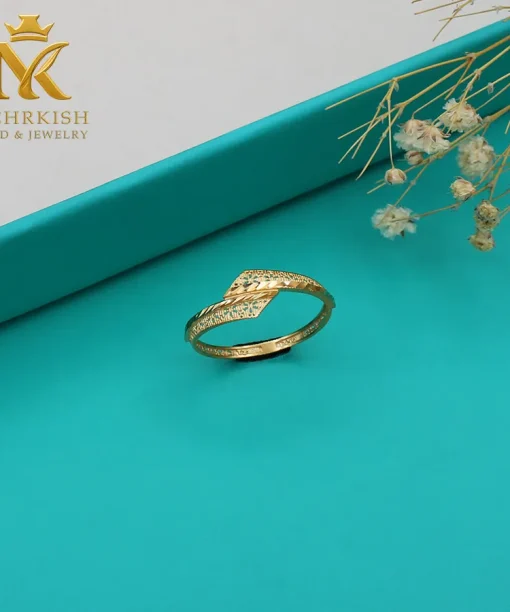 انگشتر زنانه 18 عیار طلا کد بی 1250