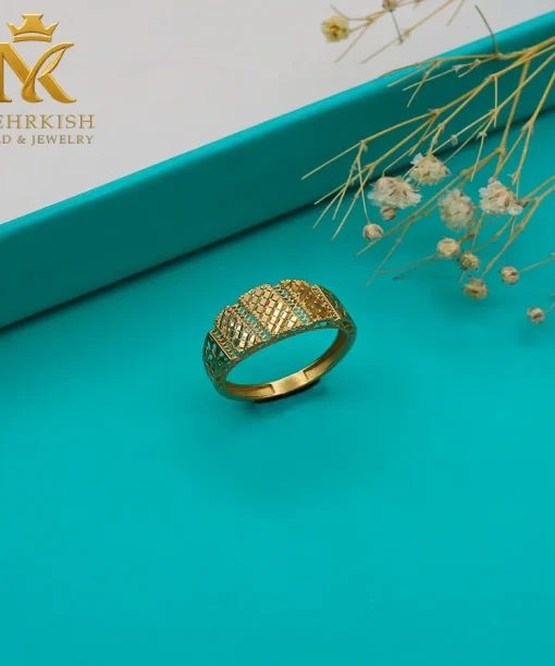 انگشتر زنانه طلا 18 عیار کد 7813